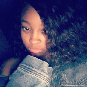 Meet your Posher, Beasia